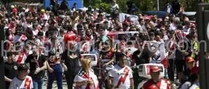 Imagen de la manifestación de la afición del Rayo en defensa del Estadio de Vallecas