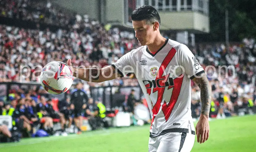 James Rodríguez, en su debut con el Rayo Vallecano