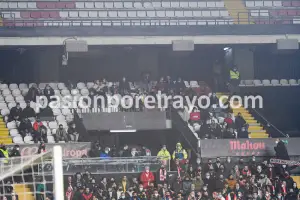 El Rayo habilitó dos zonas de la lateral de la Albufera pero no hubo lleno