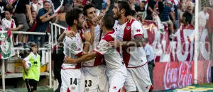 Alberto Bueno celebrando uno de los goles ante el Elche de la temporada 2013-14