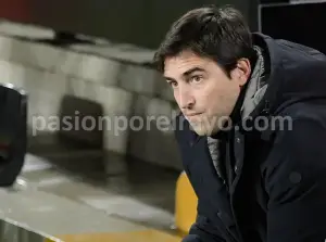 Iraola, entrenador del Rayo Vallecano