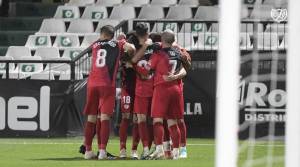 Castellón 0 - Rayo Vallecano 2: Dos &#039;zarpazos&#039; y a seguir dependiendo de sí mismos