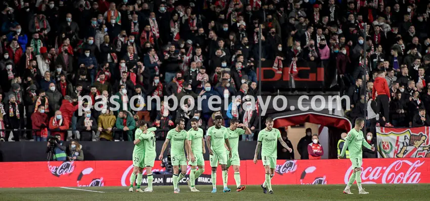 El Athletic se llevó la primera victoria del Estadio de Vallecas esta temporada