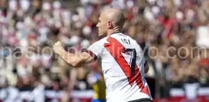 Isi, jugador del Rayo Vallecano