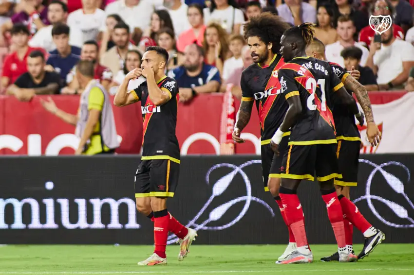 Álvaro García, en la celebración del gol contra el Sevilla