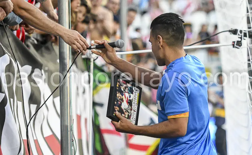 Falcao dijo adiós a su etapa en Vallecas