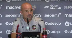 Paco López, entrenador del Levante: "El Rayo Vallecano tiene hambre y son un equipo peligroso"