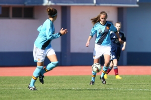 Yasmin Mrabet se lesiona durante un entrenamiento