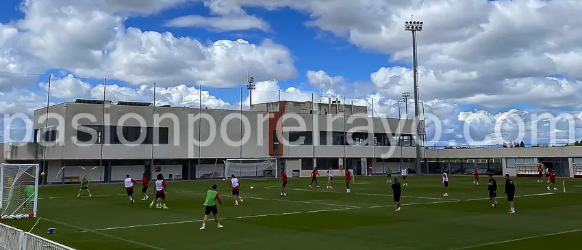 Momento del entrenamiento de esta mañana en la ciudad deportiva