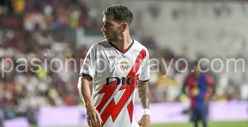 Adrián Embarba durante el partido de ayer ante el Barsa