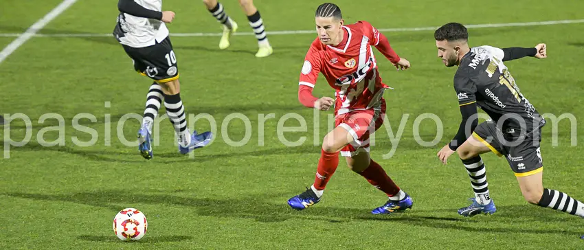 James Rodríguez, en su debut en Copa del Rey con el Rayo Vallecano