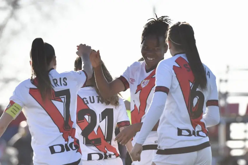 Celebración del gol del Rayo Femenino - Fundación Albacete