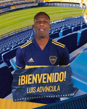 Advíncula traspasado a Boca Juniors