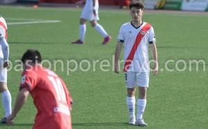 Manu Navarro renueva con el Rayo Vallecano