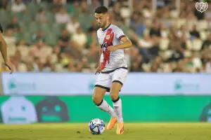 Andrés Martín se desvincula del Rayo Vallecano.