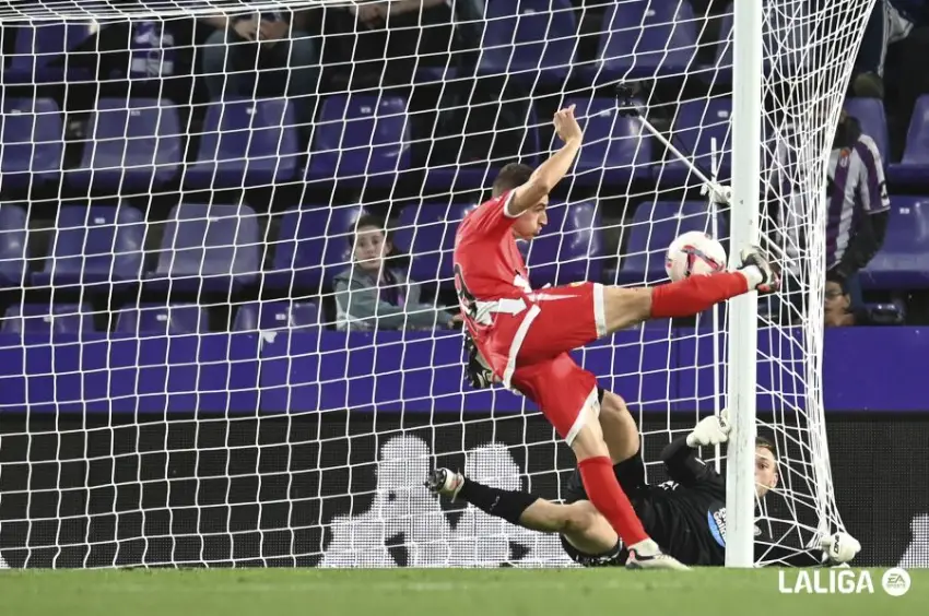 De Frutos marcando el 1-2 en Valladolid