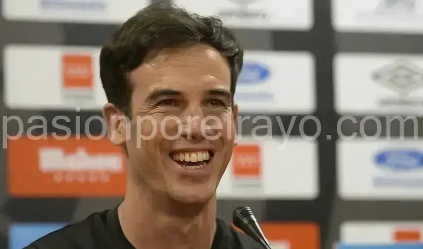 Íñigo Pérez, entrenador del Rayo Vallecano