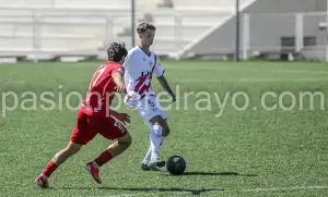 11 titular del Rayo Juvenil A en la temporada 24/25