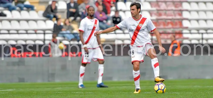 Chechu Dorado, jugador del Rayo Vallecano la temporada 2015/2016