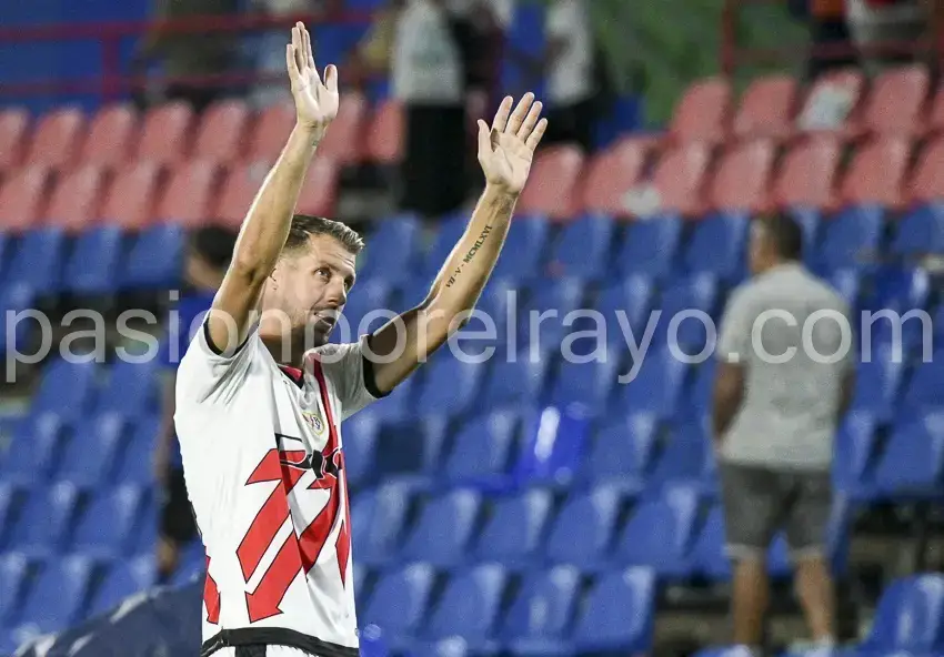 Lejeune, indiscutible en el Rayo Vallecano centenario