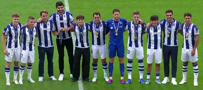 Homenaje de la Real Sociedad a sus campeones