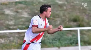 Joselu, celebrando un gol con el Rayo B contra el Ursaria