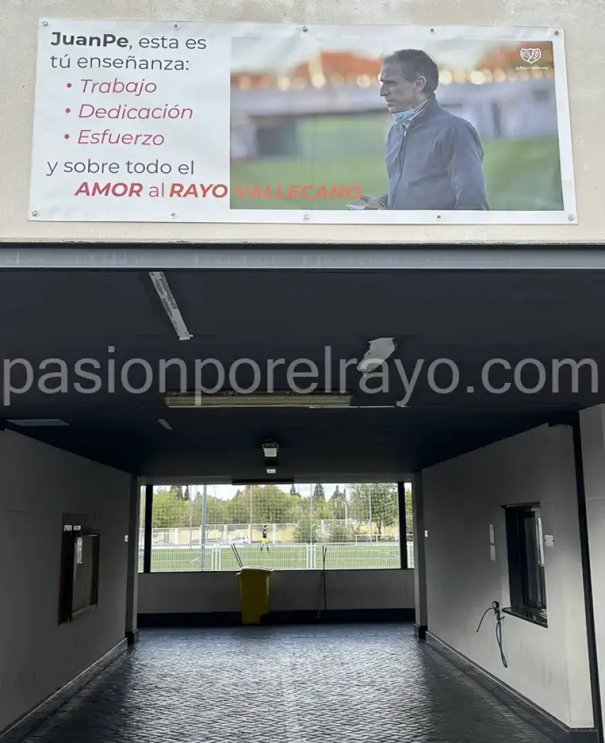 Homenaje a Juan Pedro Navarro en la Ciudad Deportiva Rayo Vallecano