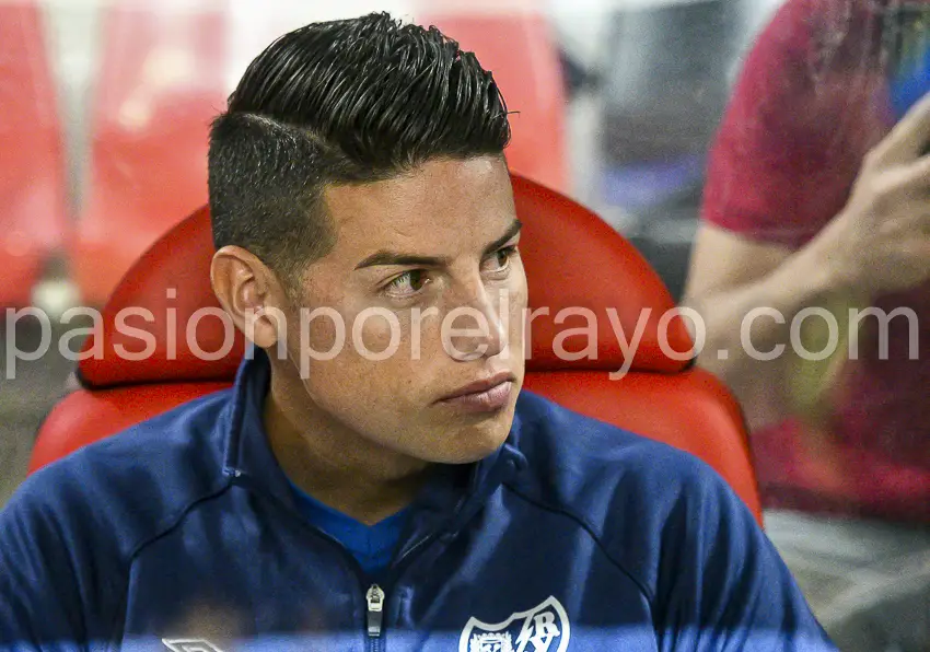 James, en el banquillo rayista en el Rayo - Osasuna