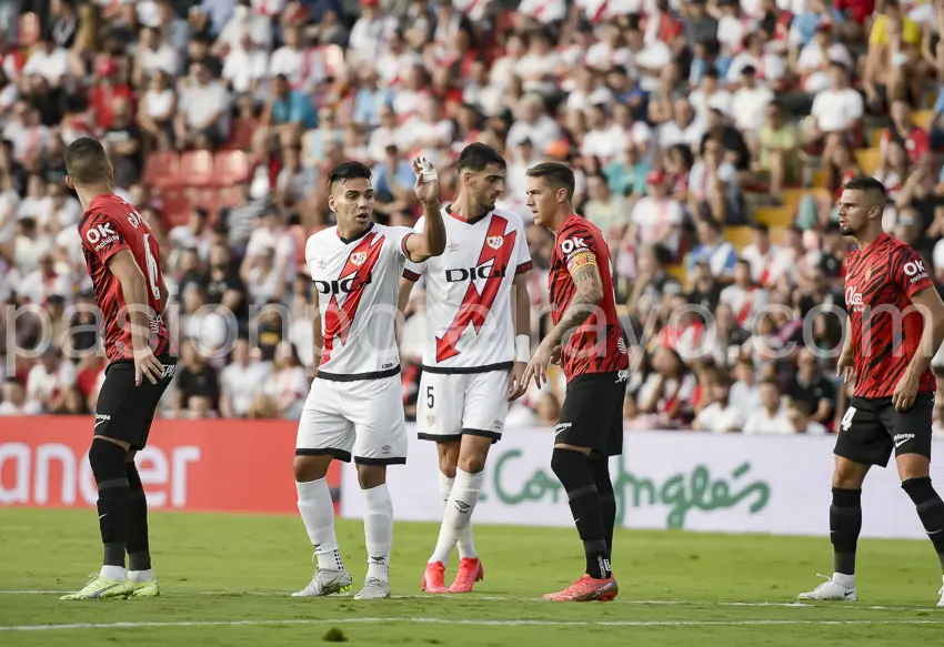 Momento del partido que enfrentó al Rayo Vallecano con el Mallorca esta temporada.