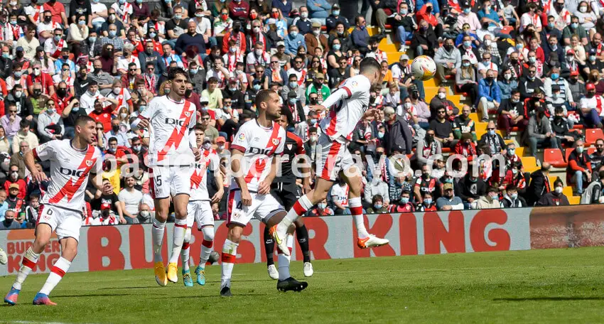 Granada acogerá la primera &quot;final&quot; de la temporada para el Rayo