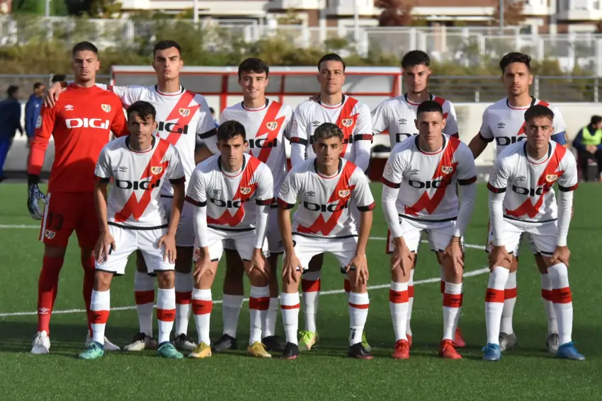 El Rayo Vallecano B Se Da Un Festín Contra El Carabanchel Y Termina Con ...