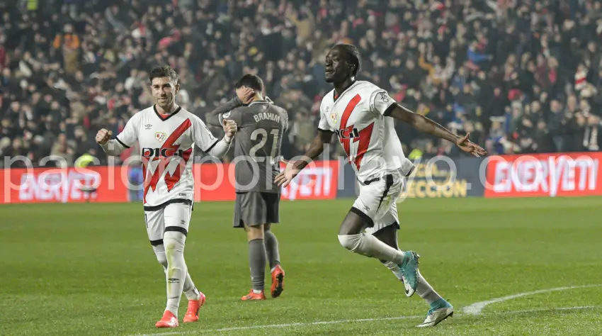 Mumin celebró el gol que suponía el 2-0 del Rayo contra el Madrid