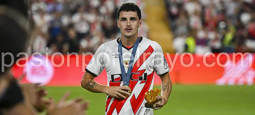 Camello, campeón olímpico, homenajeado en Vallecas