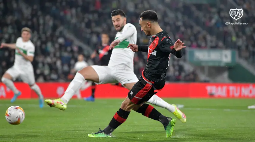 Álvaro García, en el Elche - Rayo Vallecano