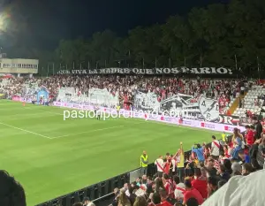 Afición del Rayo Vallecano contra el Atlético de Madrid