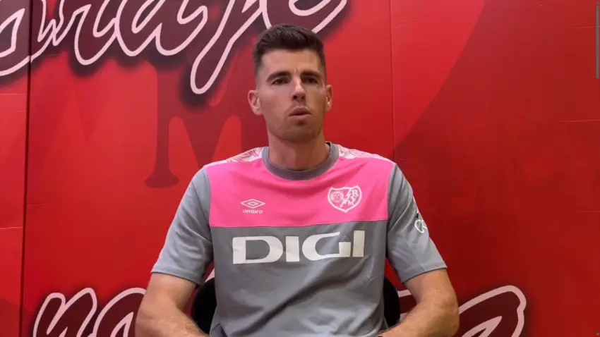 Gumbau, en la entrevista con el Rayo Vallecano