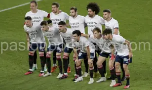 Formación inicial de Osasuna en su partido ante el Rayo en Vallecas