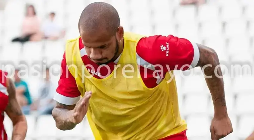 Bebé, uno de los jugadores con más partidos en la historia del Rayo en Primera