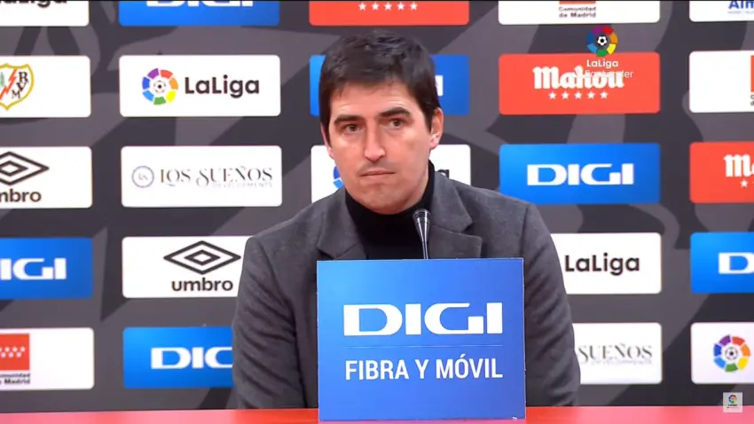 Andoni Iraola, en rueda de prensa tras el Rayo Vallecano - Real Sociedad
