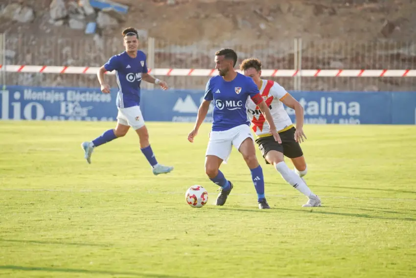 Momento del partido que enfrentó al Linares y al Rayo B