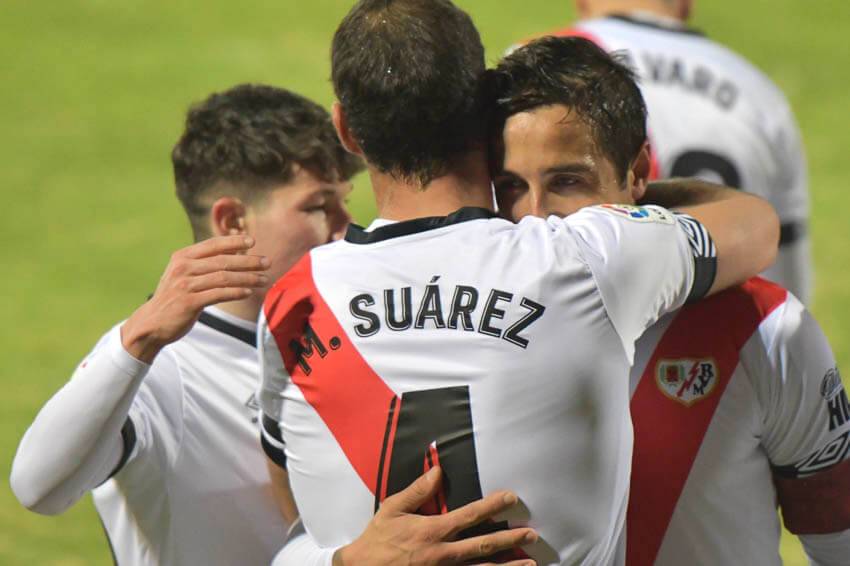 Mirandés 0 - Rayo 2: La pegada del Rayo fulmina al Mirandés