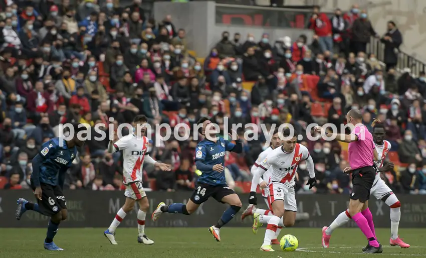 El fútbol no tiene intención de parar pese a la alta incidencia del Covid en determinados equipos de la Liga