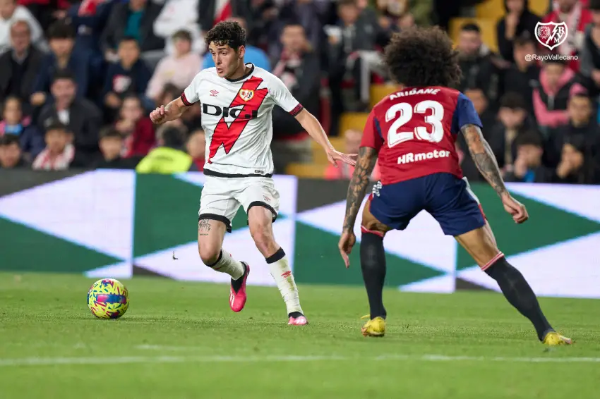 Camello encara a Aridane en el Rayo - Osasuna