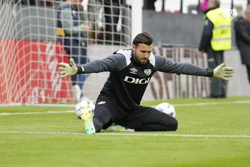 Dimitrievski, en la previa del Rayo Vallecano - Real Sociedad