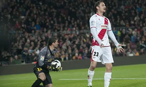 ‘Ironman’ fortalecerá al Rayo Vallecano en el Camp Nou