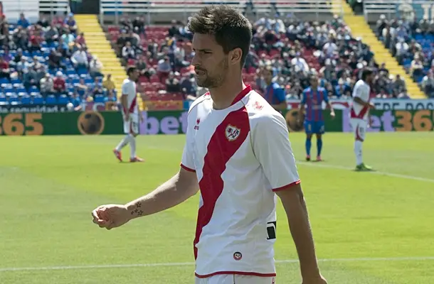 Adrián se perderá el derbi ante su ex-equipo por sanción