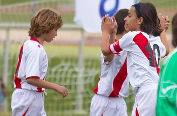 El Alevín termina con victoria pero fuera de los cuartos en la Danone