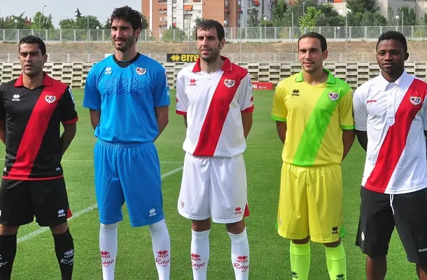 El Rayo presenta sus equipaciones para esta temporada
