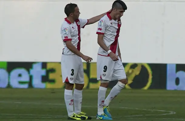 José Carlos estará seis meses de baja