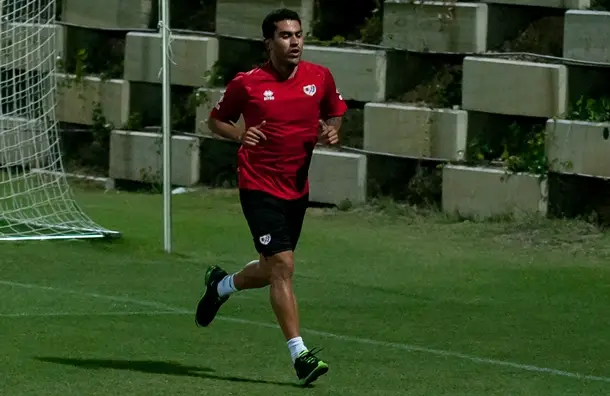 Nery Castillo en la recta final de su recuperación